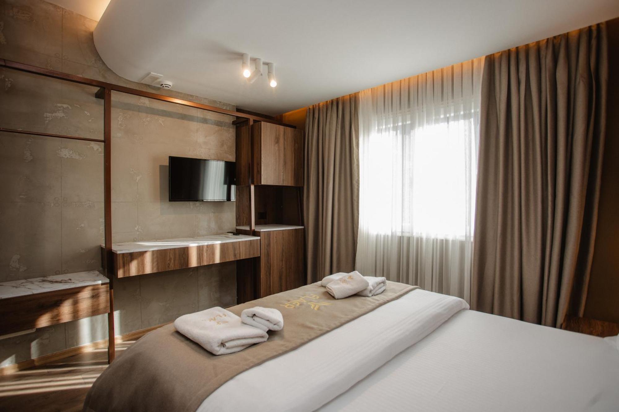 Hotel Flaer Shkodra Kültér fotó