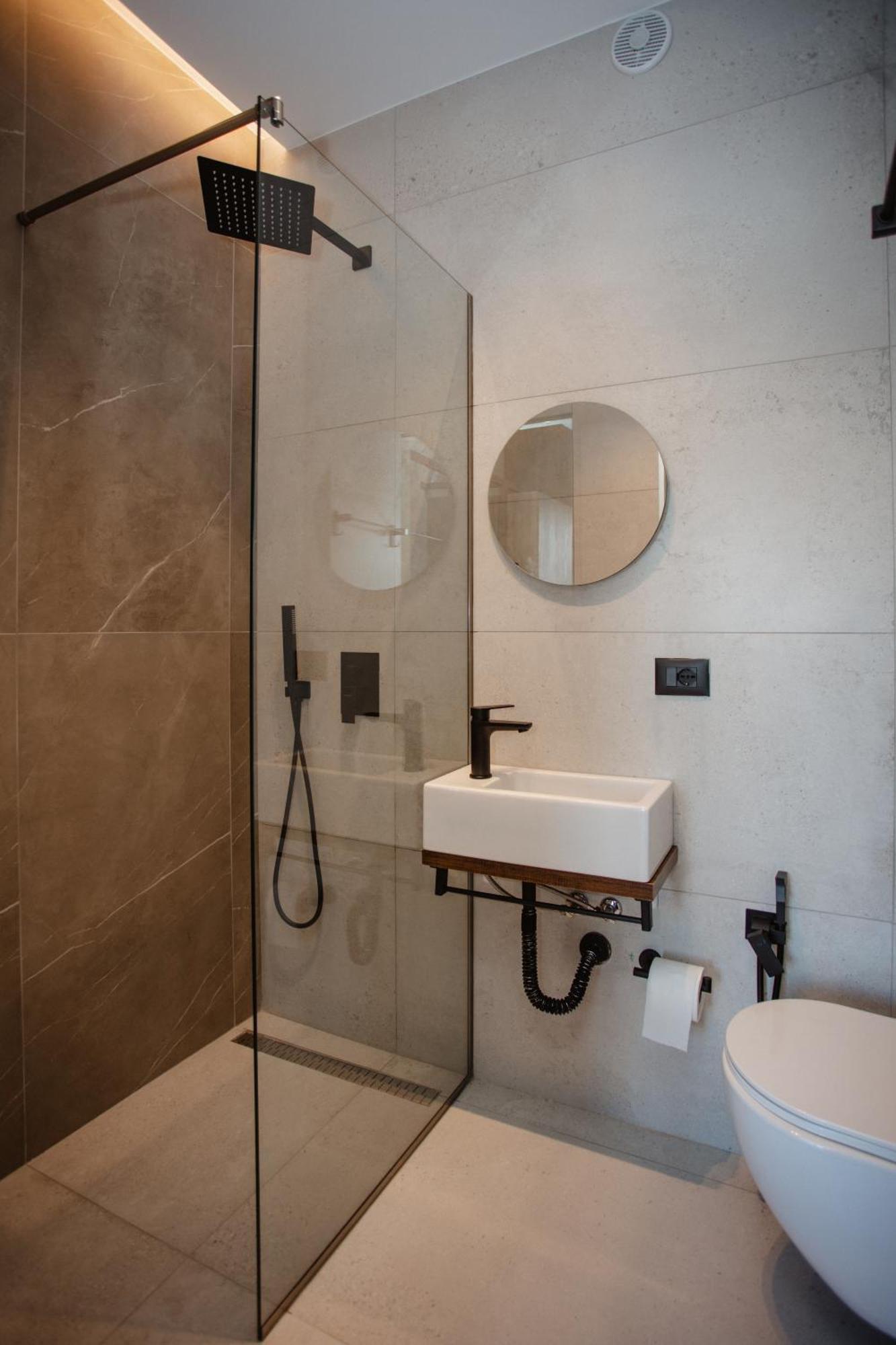 Hotel Flaer Shkodra Kültér fotó