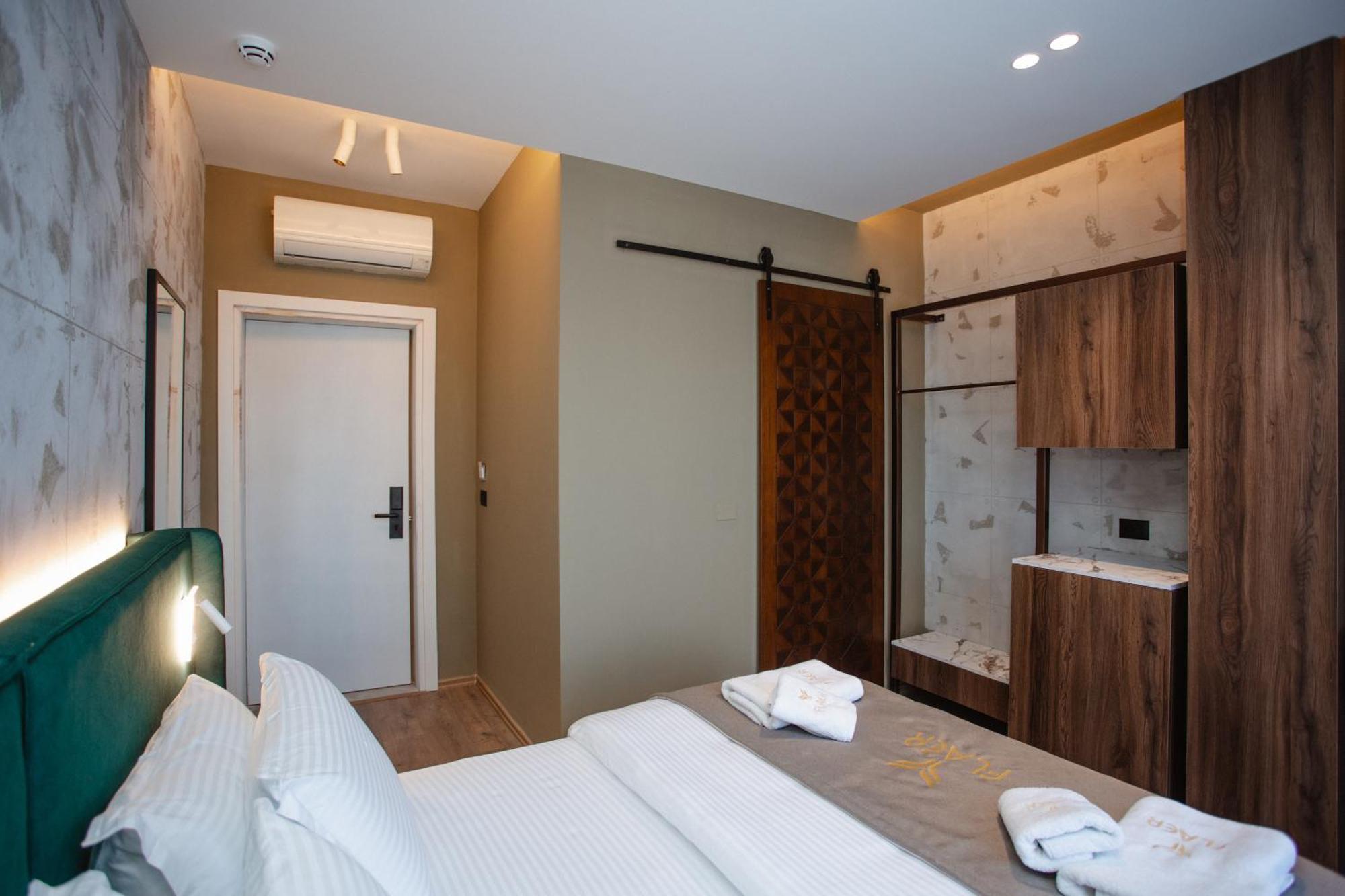 Hotel Flaer Shkodra Szoba fotó