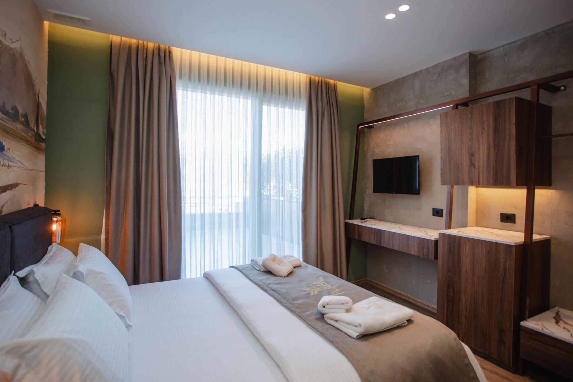 Hotel Flaer Shkodra Szoba fotó